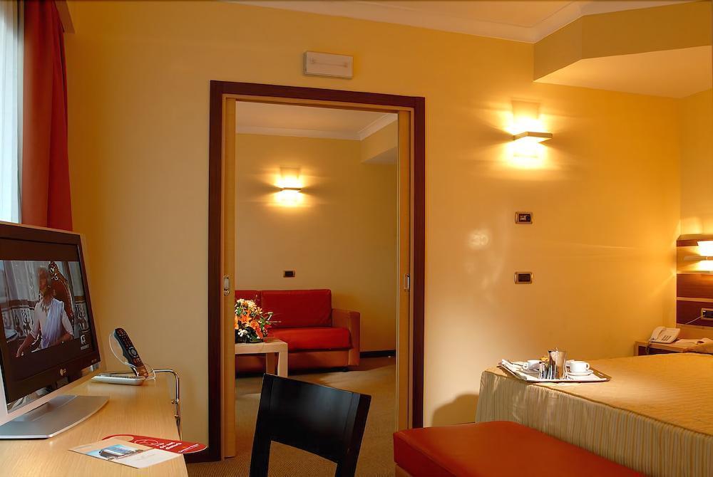 Bellambriana Hotel Rome Bilik gambar